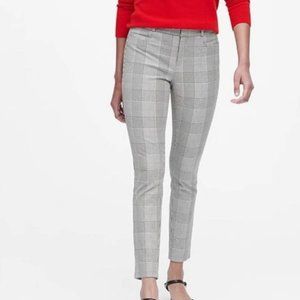 Banana Republic Curvy Mid-Rise Skinny Sloan 10